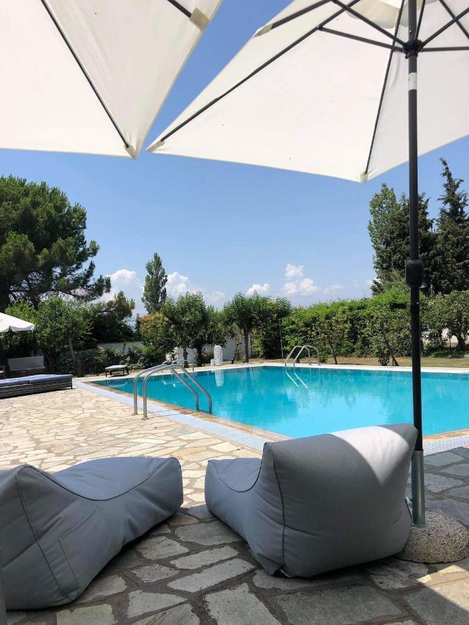 Zeusplace Poolvilla Natura Paralia กาเตรินี ภายนอก รูปภาพ